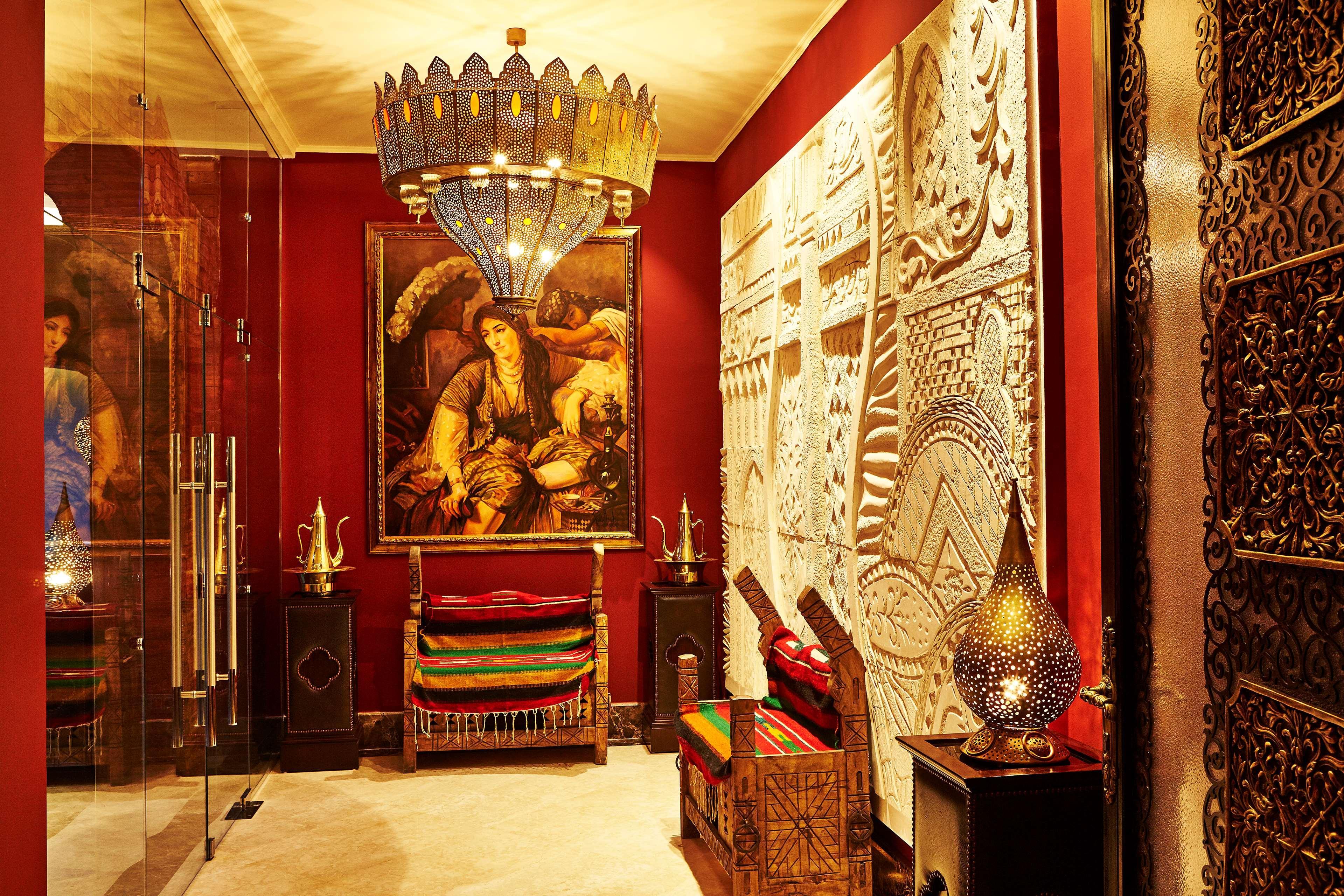 Royal Maxim Palace Kempinski Каир Экстерьер фото The interior of the hotel